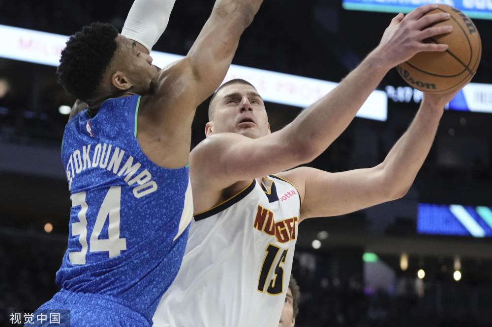 与此同时 与此同时